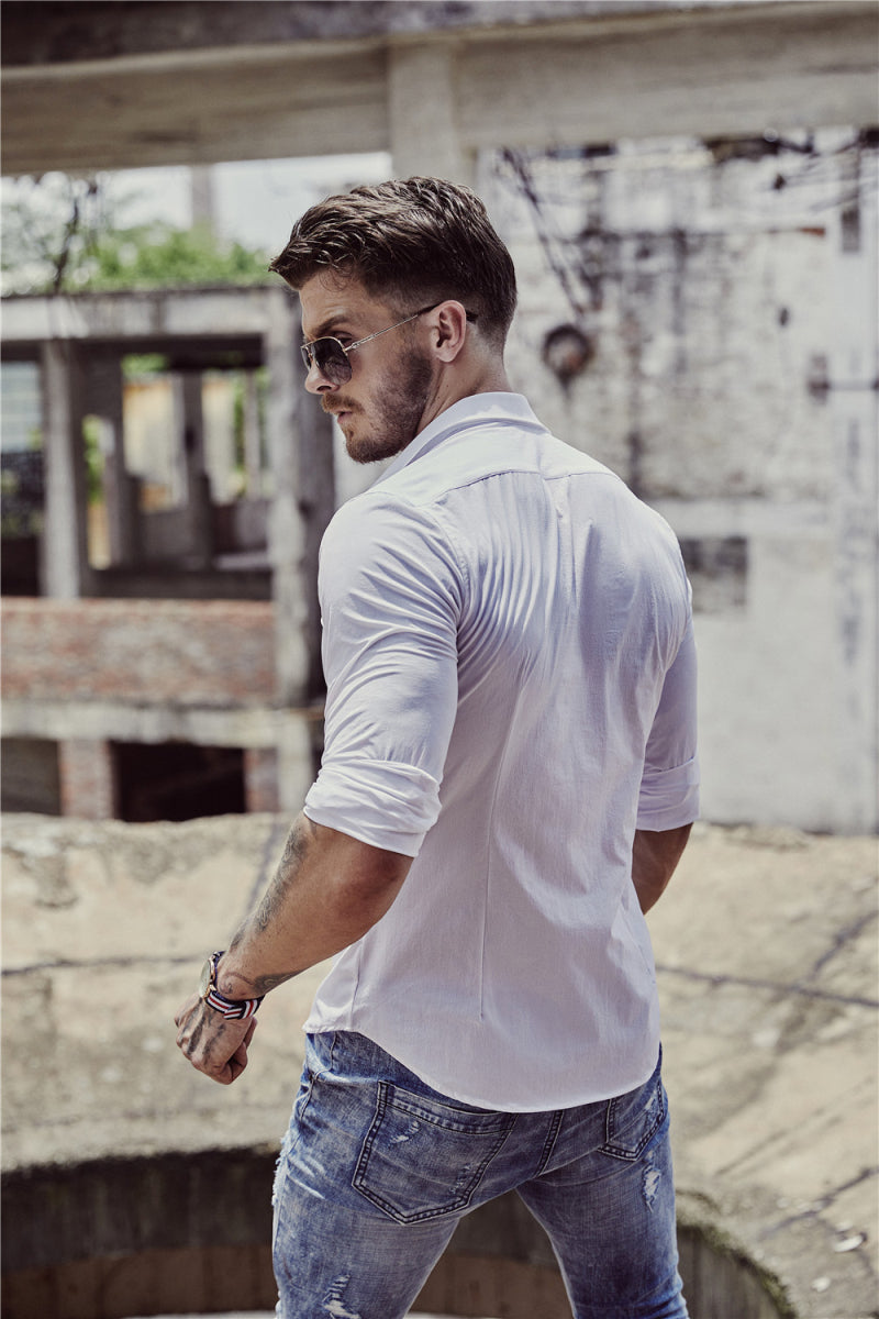 Chemise à manches longues coupe ajustée pour hommes de couleur unie de style italien