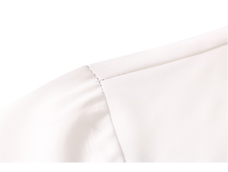 Camisa blanca estampada a mano azul