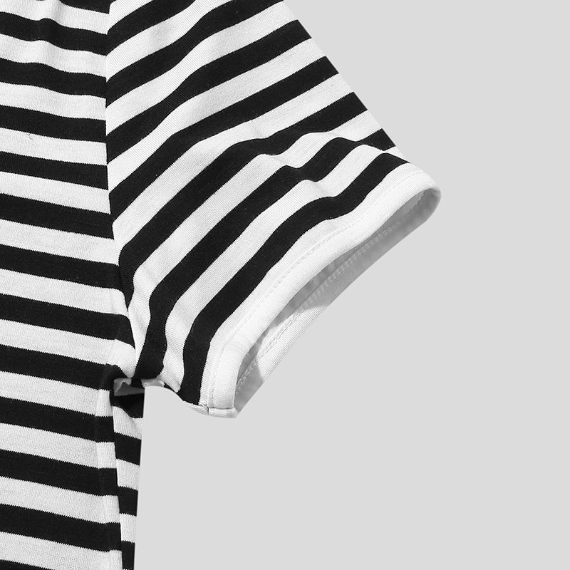 Ensemble complet de shorts à rayures monochromes