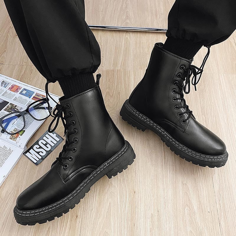 Bottes militaires épaisses en cuir noir à plateforme haute
