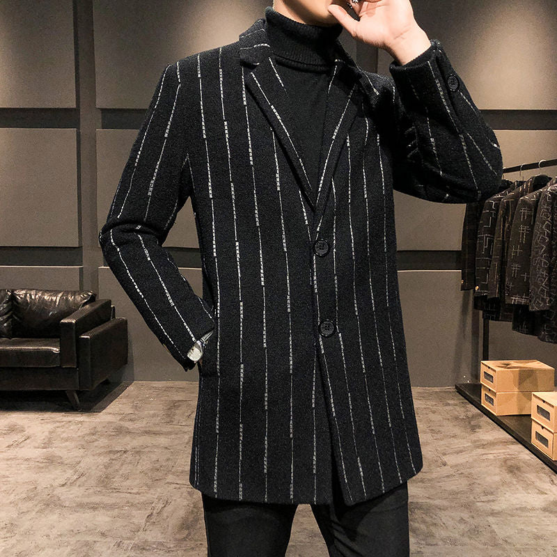 Trench-coat mi-long décoré de rayures droites