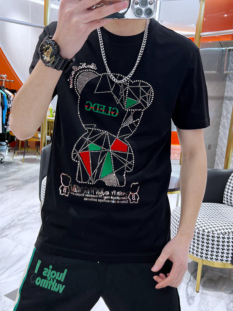 Camiseta con cuello redondo y estampado de oso de diamantes de imitación