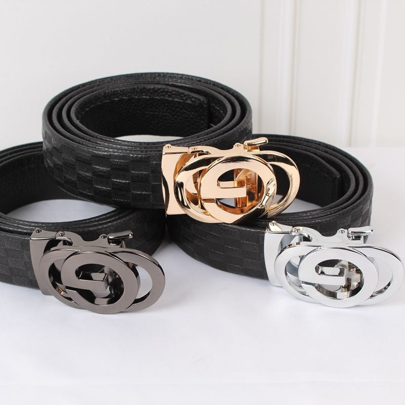 Cinturón de cuero a cuadros con hebilla G de boutique de lujo