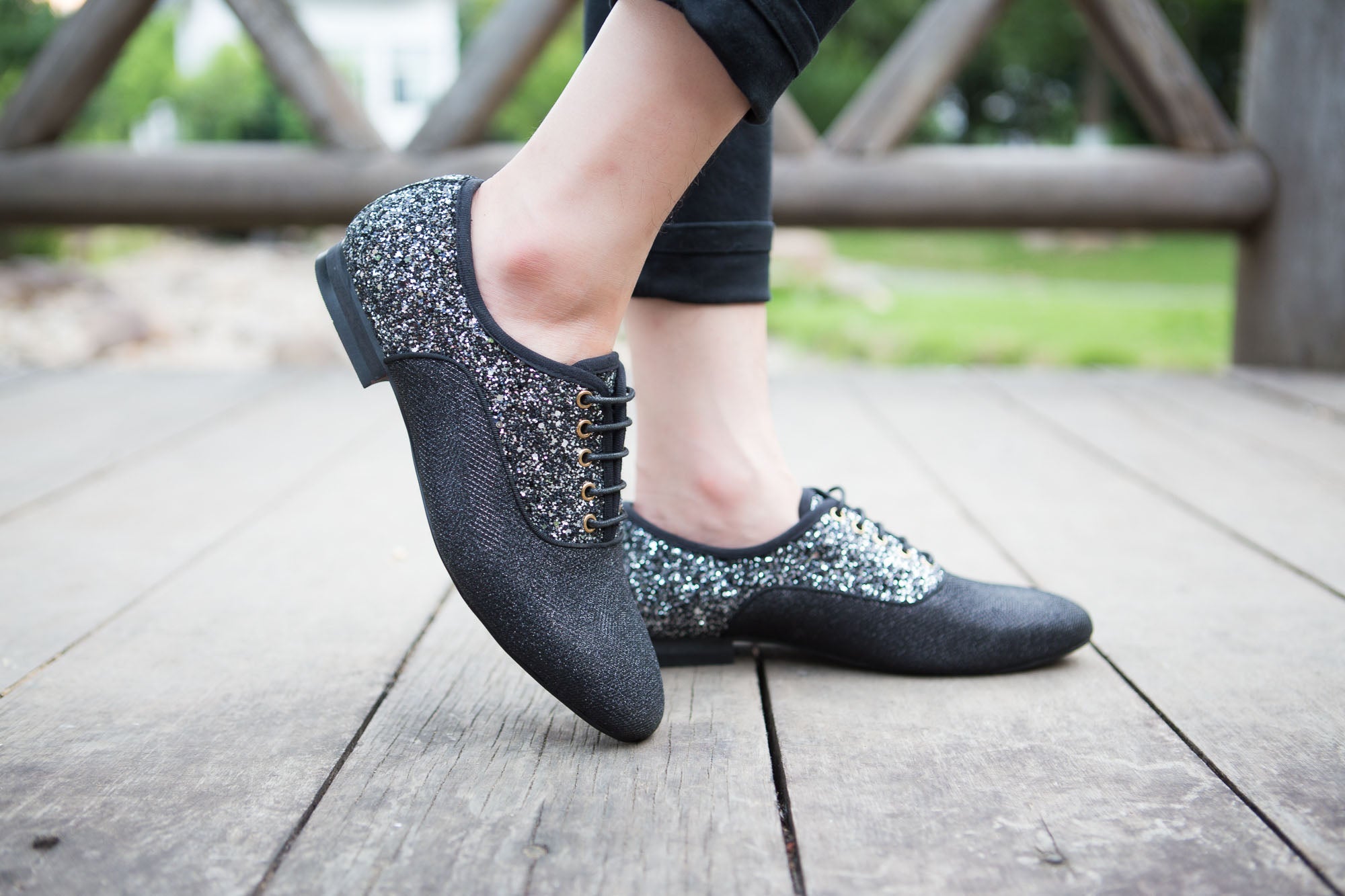 Zapatos de hombre estilo fiesta Glitz con brillo puntiagudo