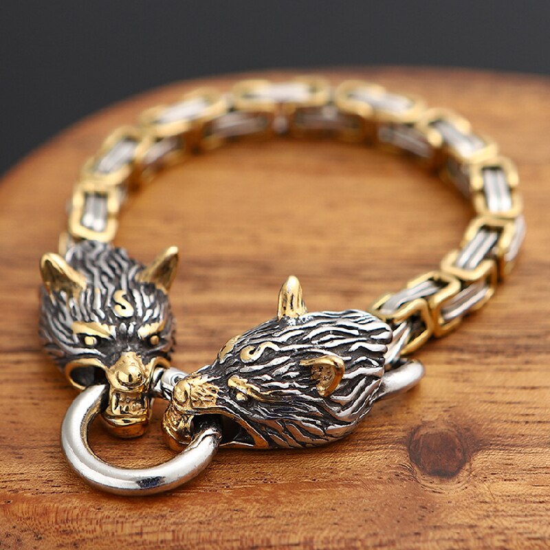 Pulsera decorada con cabeza de lobo vikingo nórdico