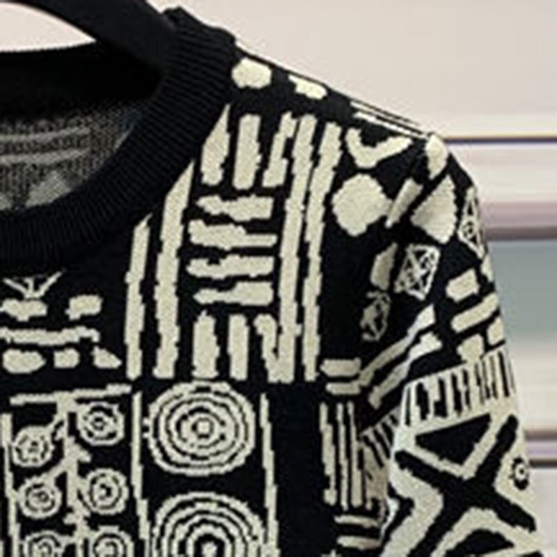 Retro Ethnic Geometric Print Sweater