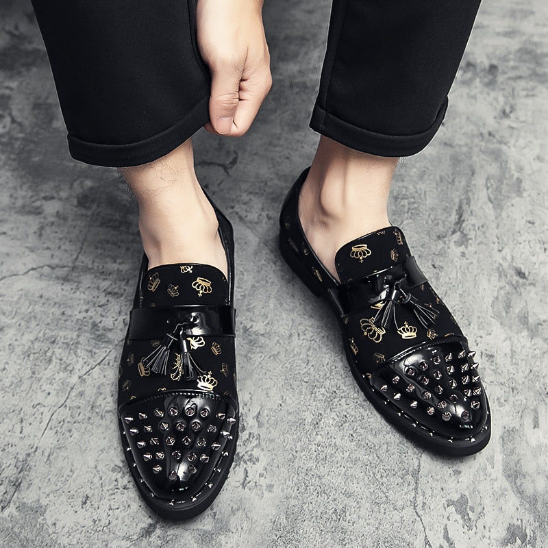 Crowns Printing Decorated Fashion Leather Shoes