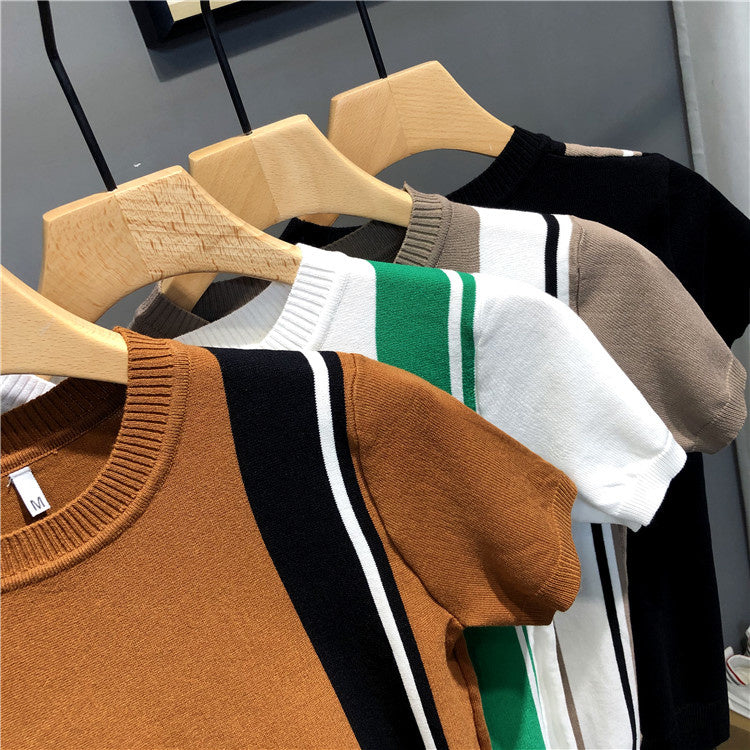 T-shirt col rond imprimé à rayures verticales