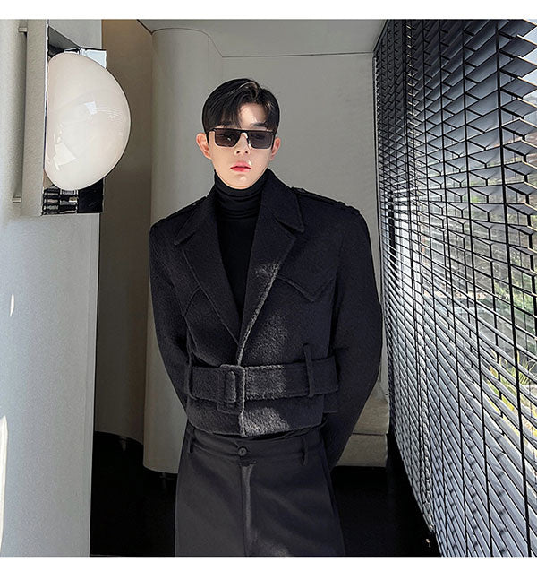 Blazer excentrique à ceinture courte