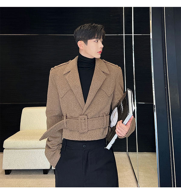 Blazer excentrique à ceinture courte