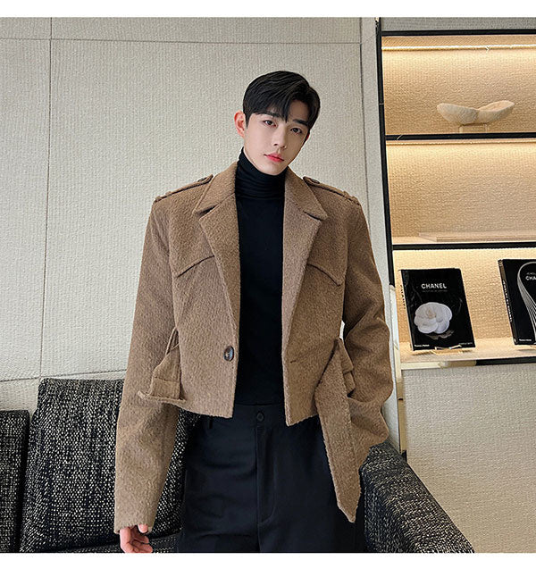 Blazer excentrique à ceinture courte