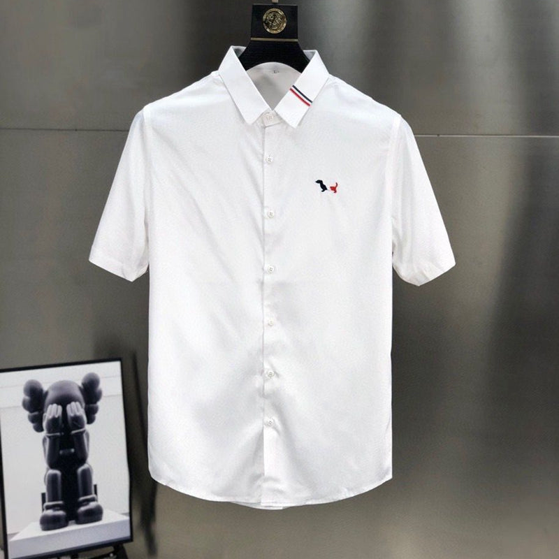 Chemise unie brodée de chiot