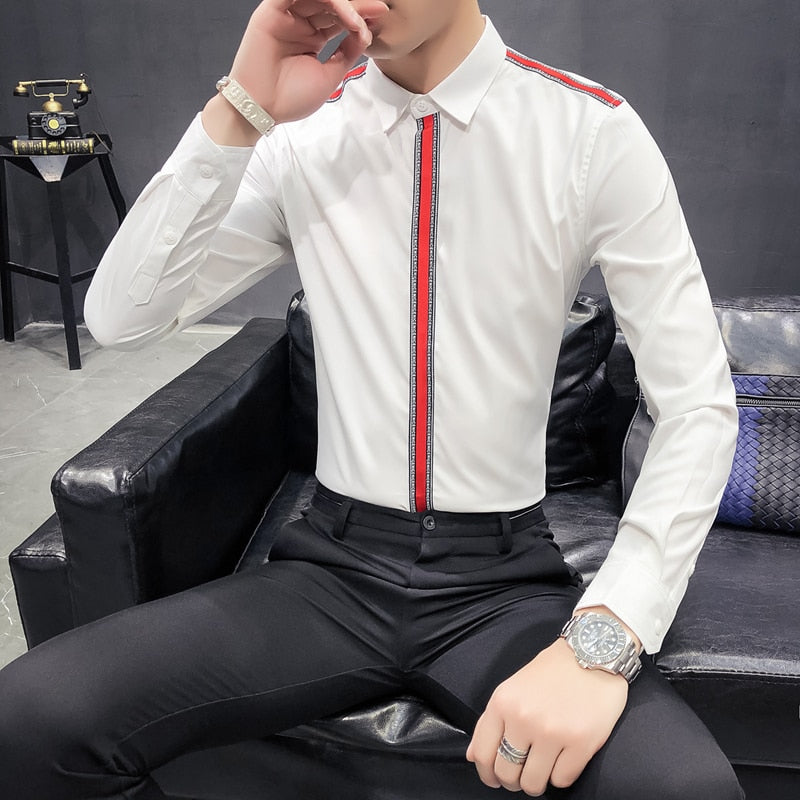 Couleur unie avec des chemises à manches longues pour hommes