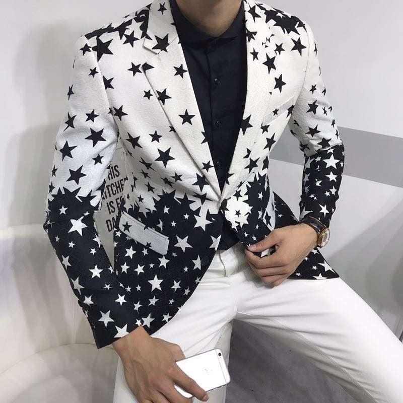 Blazer de hombre de estilo casual ajustado con estampado de estrellas en negro y blanco