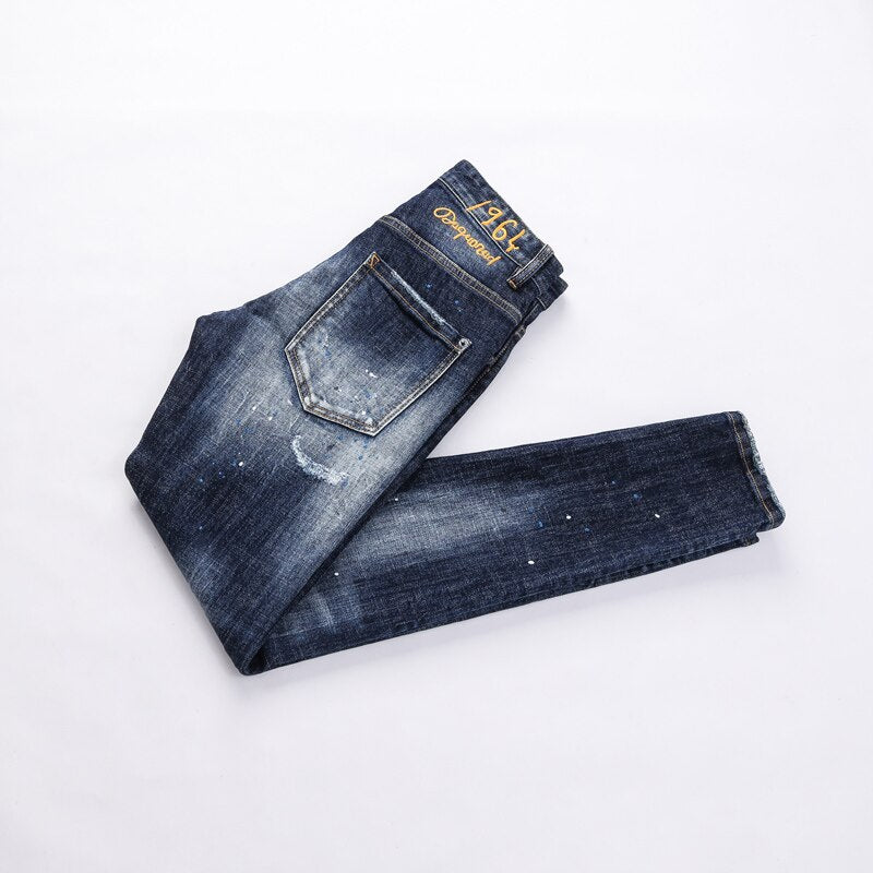 Urbane Solid Letter Embroidery Men Jeans
