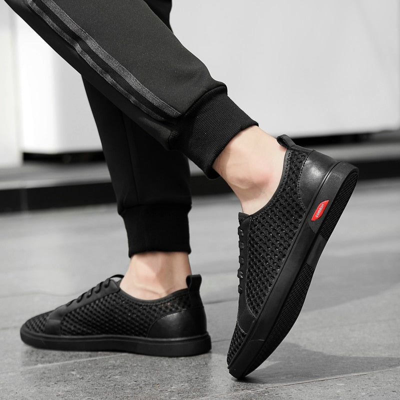 Sneaker pour hommes de style plat décontracté en maille confortable