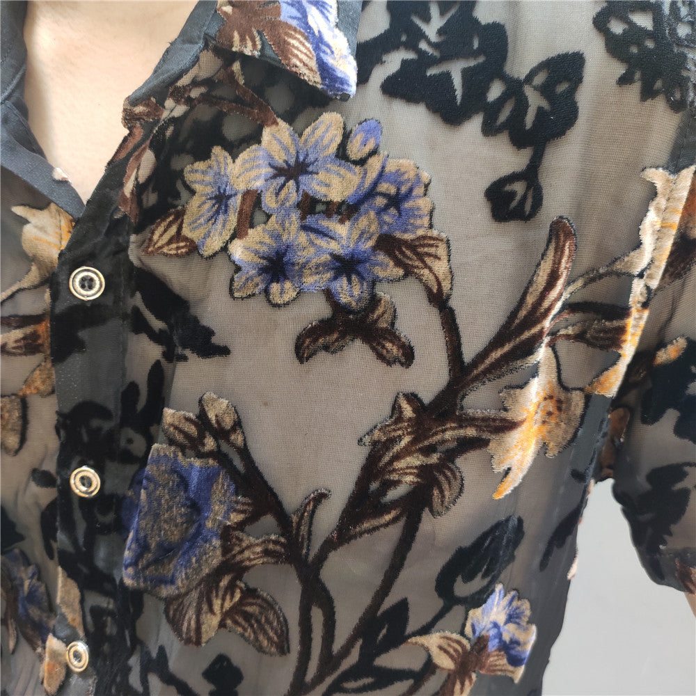 Chemise transparente à broderie florale colorée