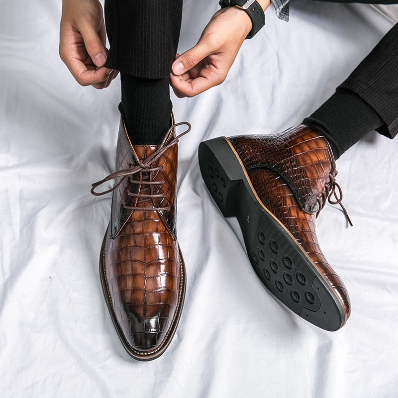 Bottes en cuir à motif crocodile vintage