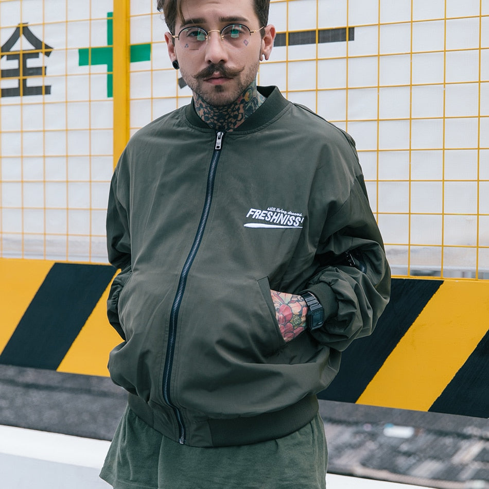 Chaqueta cortavientos para hombre con patrón de dragón bordado vintage