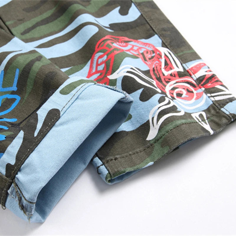 Multi-Pocket Camouflage Color Print Jeans
