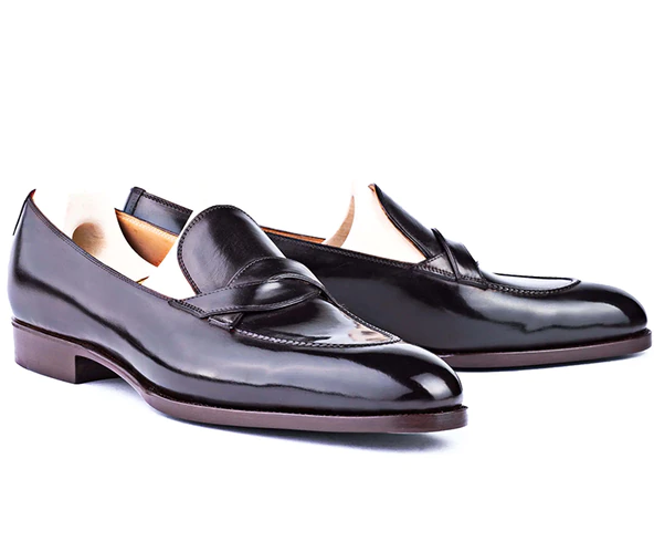 Solid Shine Spine Deco Shoes