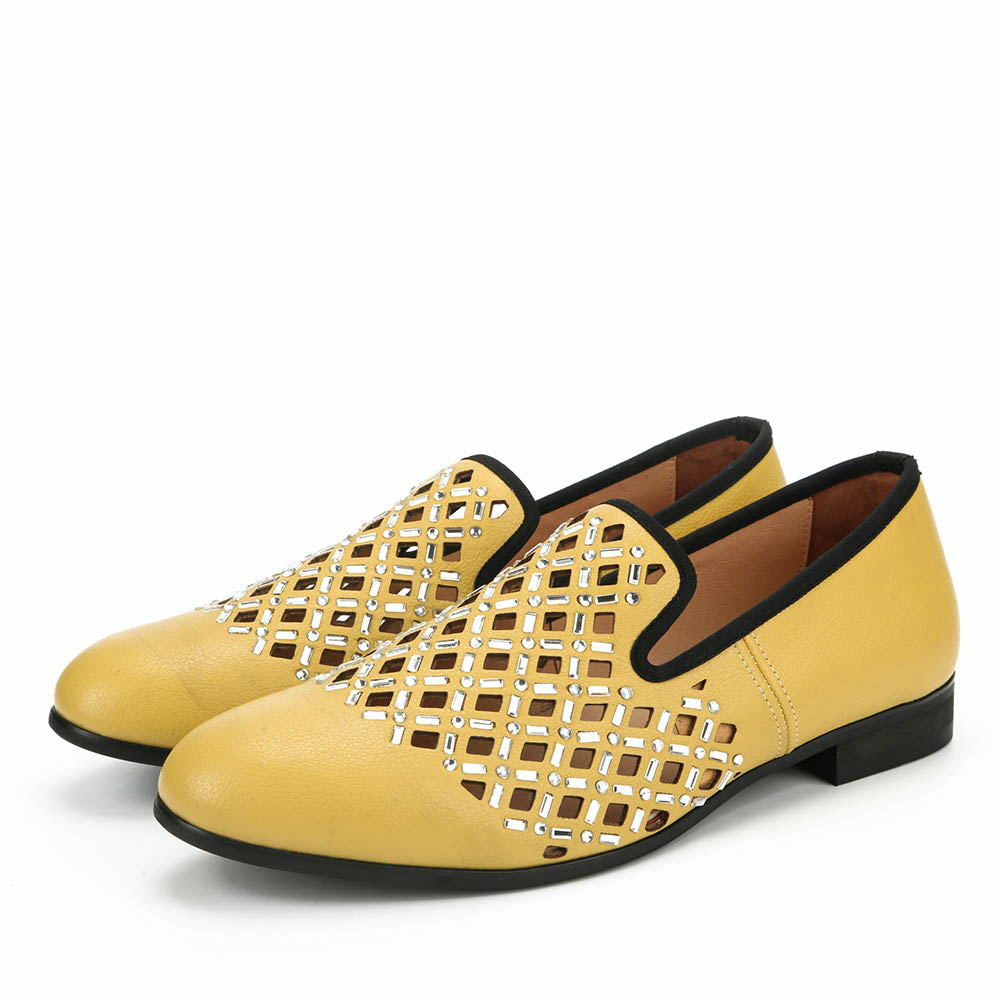 Zapatos mocasines de hombre con detalle de lentejuelas de cristal amarillo hueco