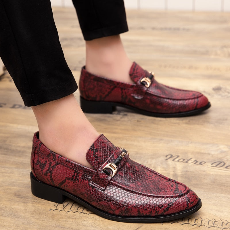 Snake Pattern Breathable Shoes