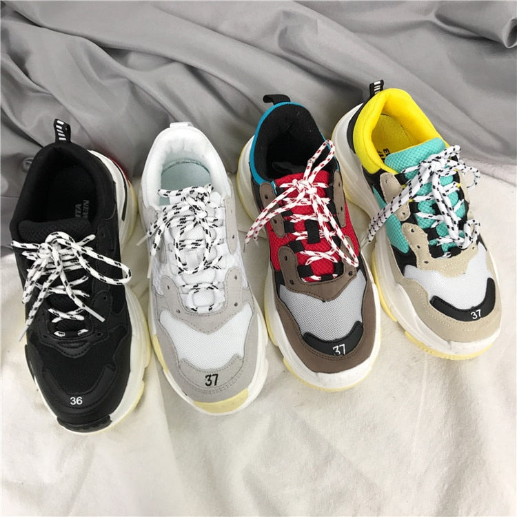 Chaussures de sport pour hommes de style décontracté à lacets en maille respirante et confortable