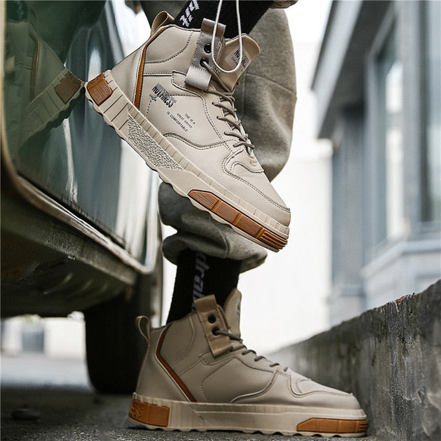 Lightweight Casual High Top Lace Up Men Sneaker