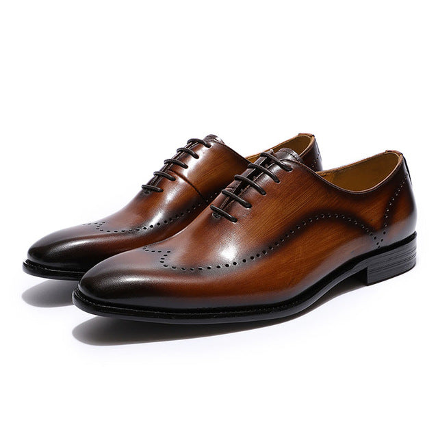 Zapatos formales simples y elegantes de Oxford Wingtip para hombre