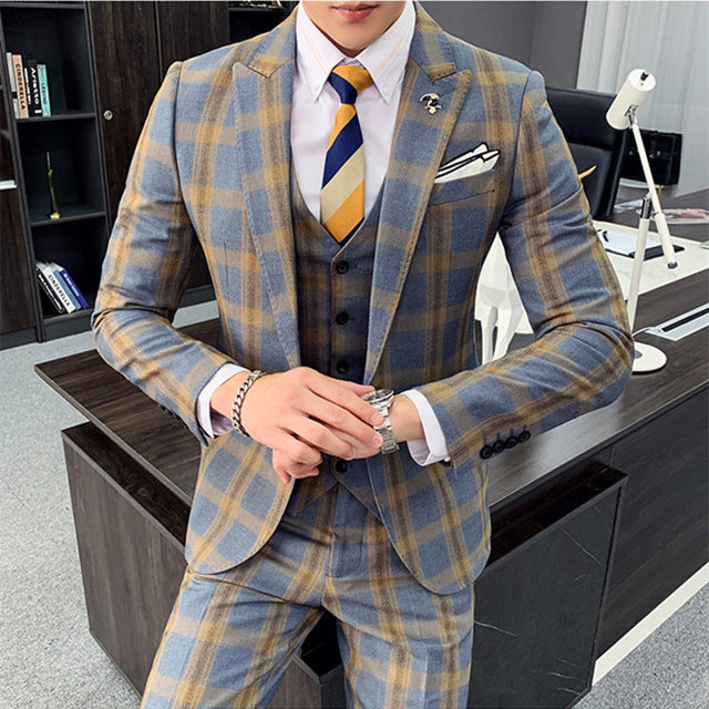Trajes de hombre de estilo formal ajustado clásico a cuadros gris caqui