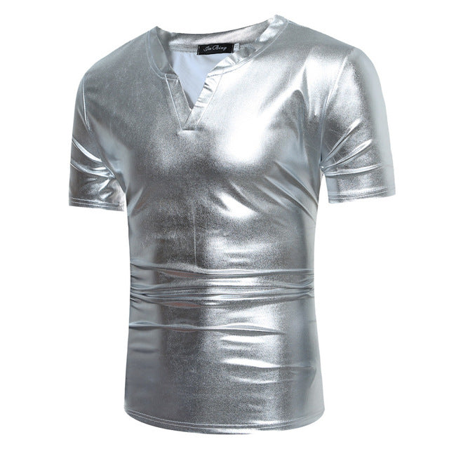 T-shirt pour hommes de style décontracté à col en V métallique enduit brillant