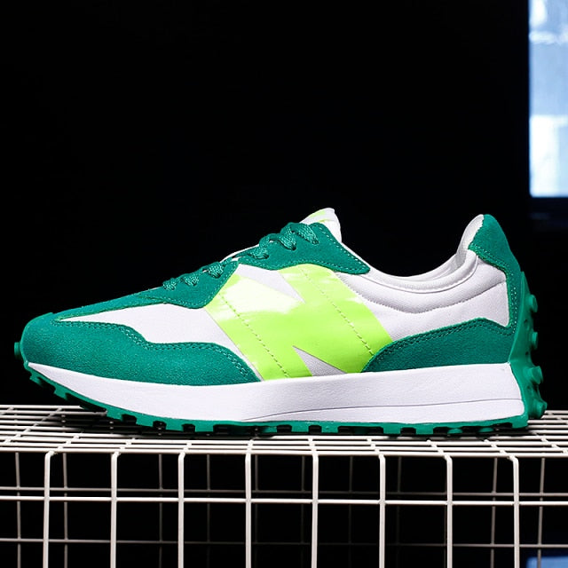 Baskets Style Patchwork et Coutures Visibles