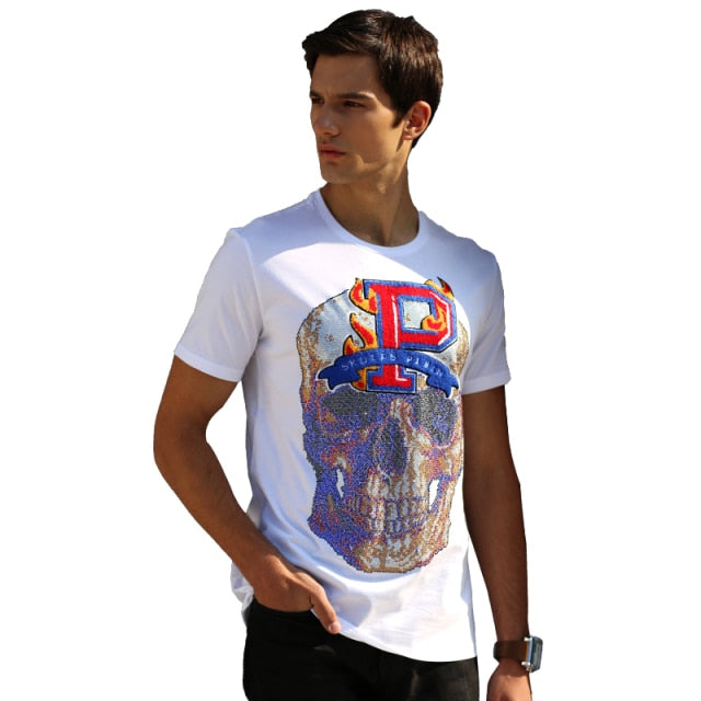 Rhinestones Skull Sillhouette Decorated T-Shirt