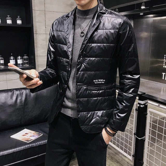 Chaqueta de hombre de estilo informal con cuello vuelto ligero y sólido