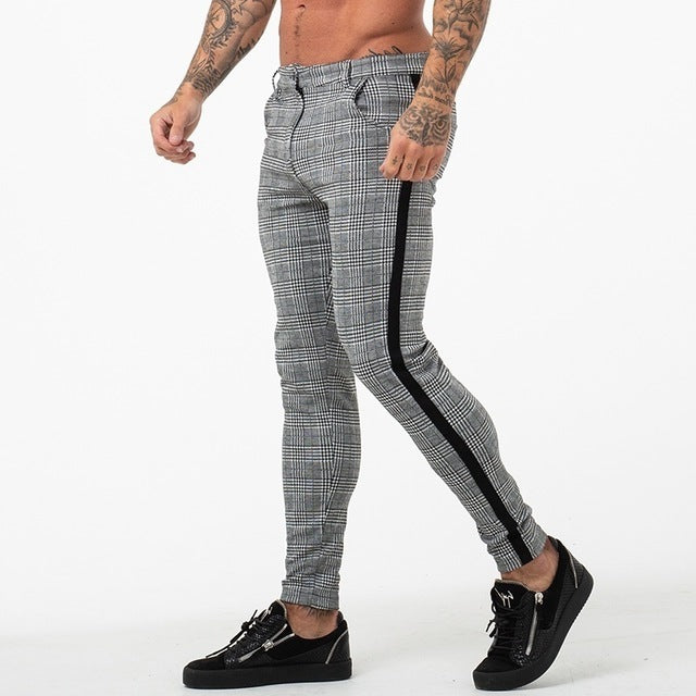 Pantalones de hombre de estilo pitillo con rayas laterales a cuadros grises