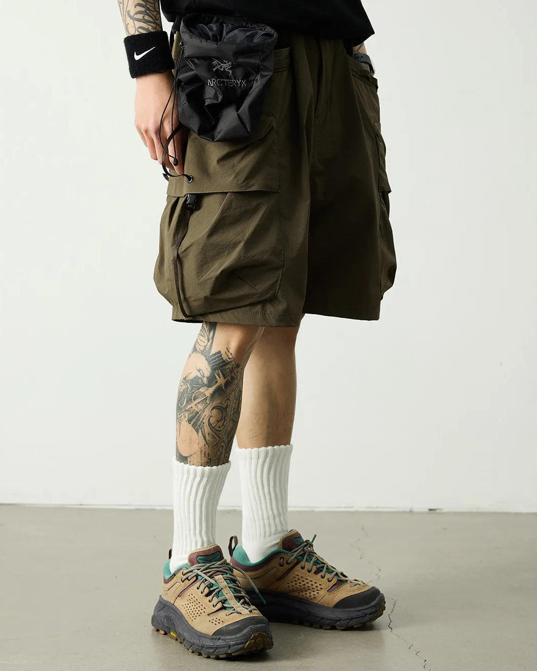Loose Fit Multi Pocket Lightweight Shorts