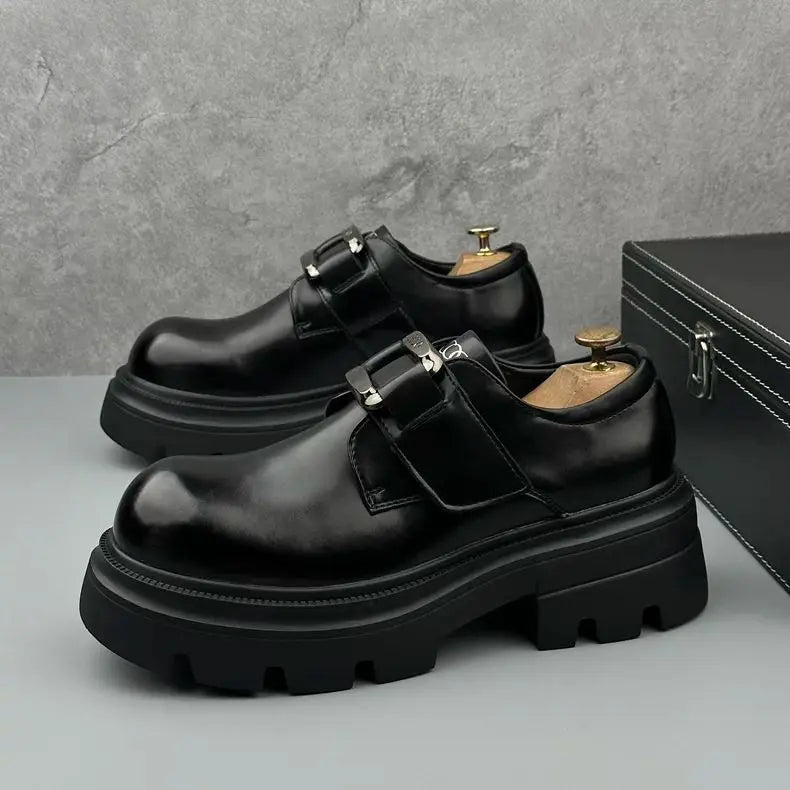 Hello Metal Appliques Black Leather Shoes