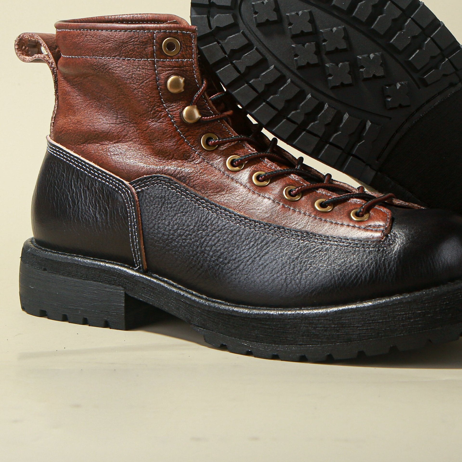Retro Style Leather Martin Boots