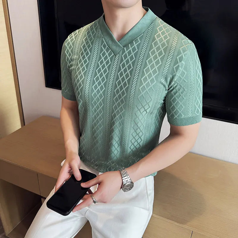 Geometric Fashion Grid V-Neck T-Shirt