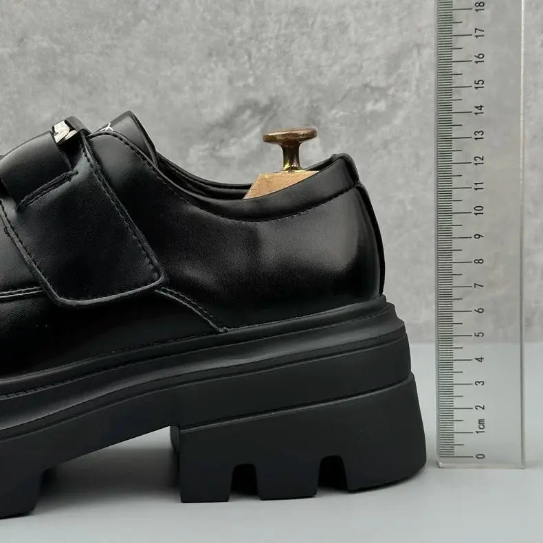Hello Metal Appliques Black Leather Shoes