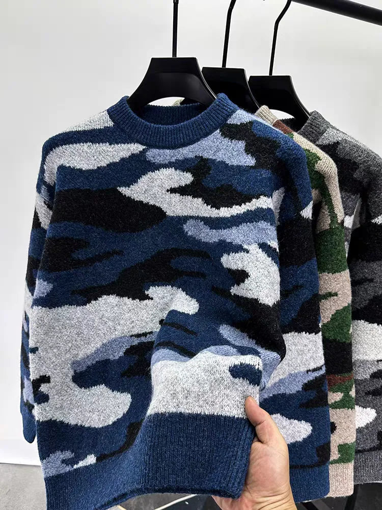Camouflage Pattern Knitted O-Neck Sweater