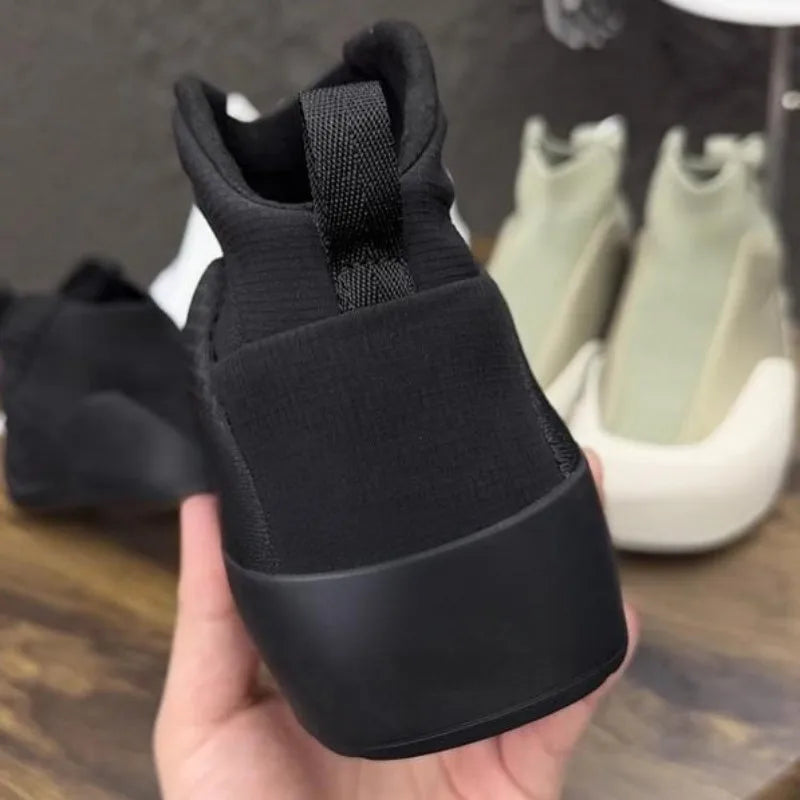 Round Toe Solid Slip-On Sneakers