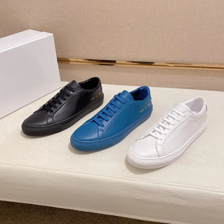 Low-Top Round Toe Skate Sneakers