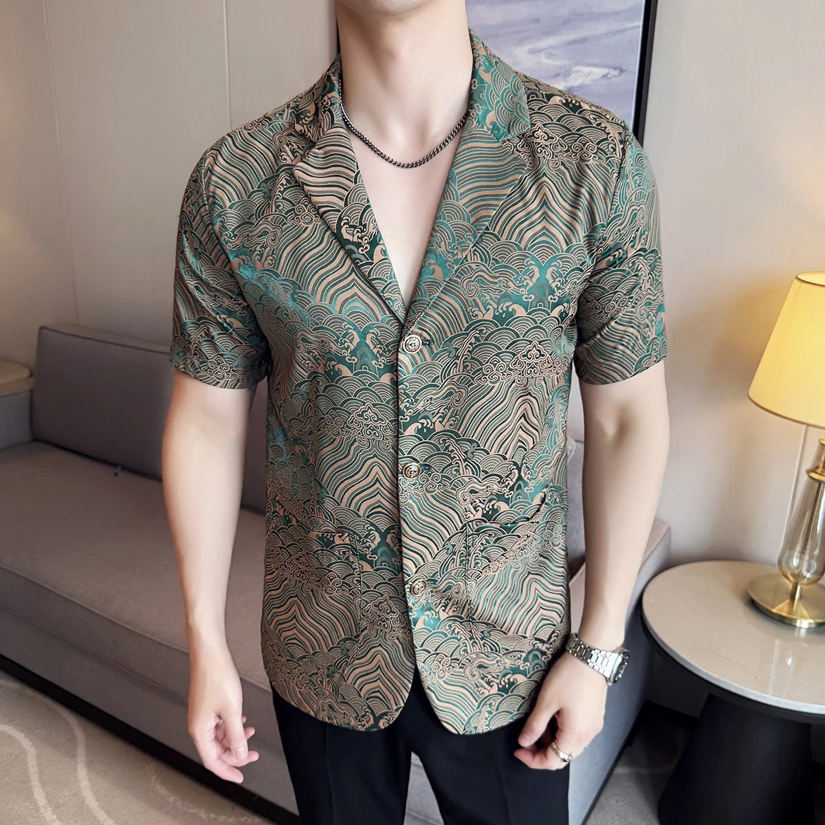 Geometric Pattern V-Neck Short-Sleeved Shirt