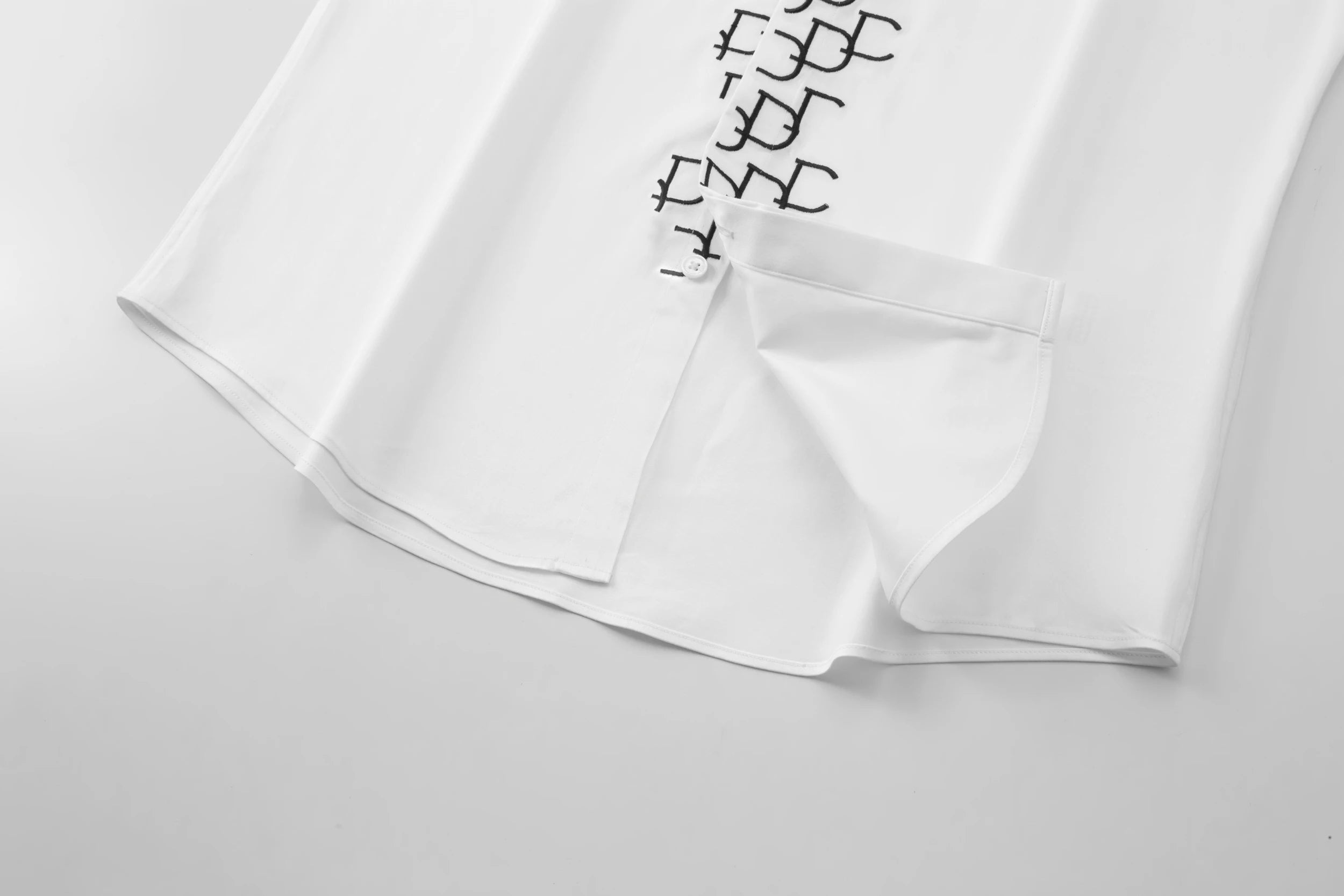 Letter Embroidered Long-Sleeved Shirt