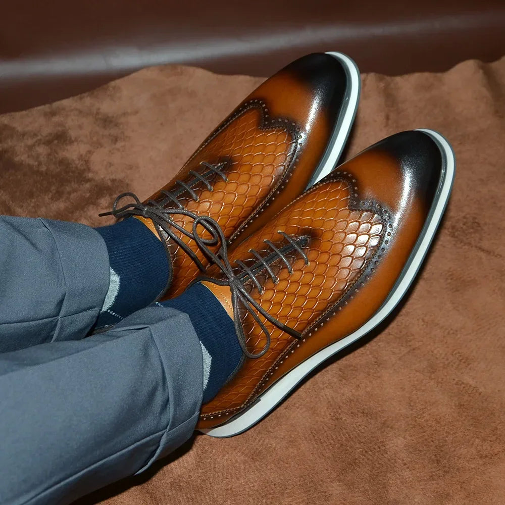 Chiseled Pattern Oxford Shoes