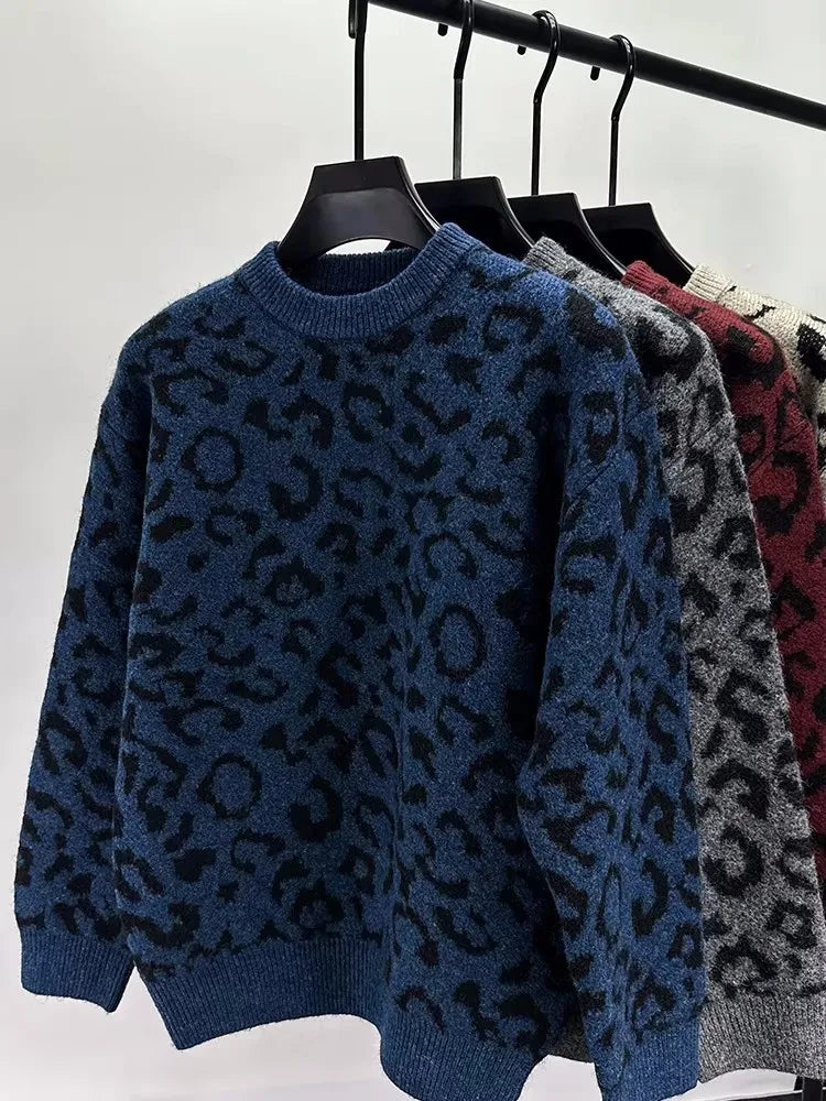 Knitted Leopard Pattern O-Neck Sweater