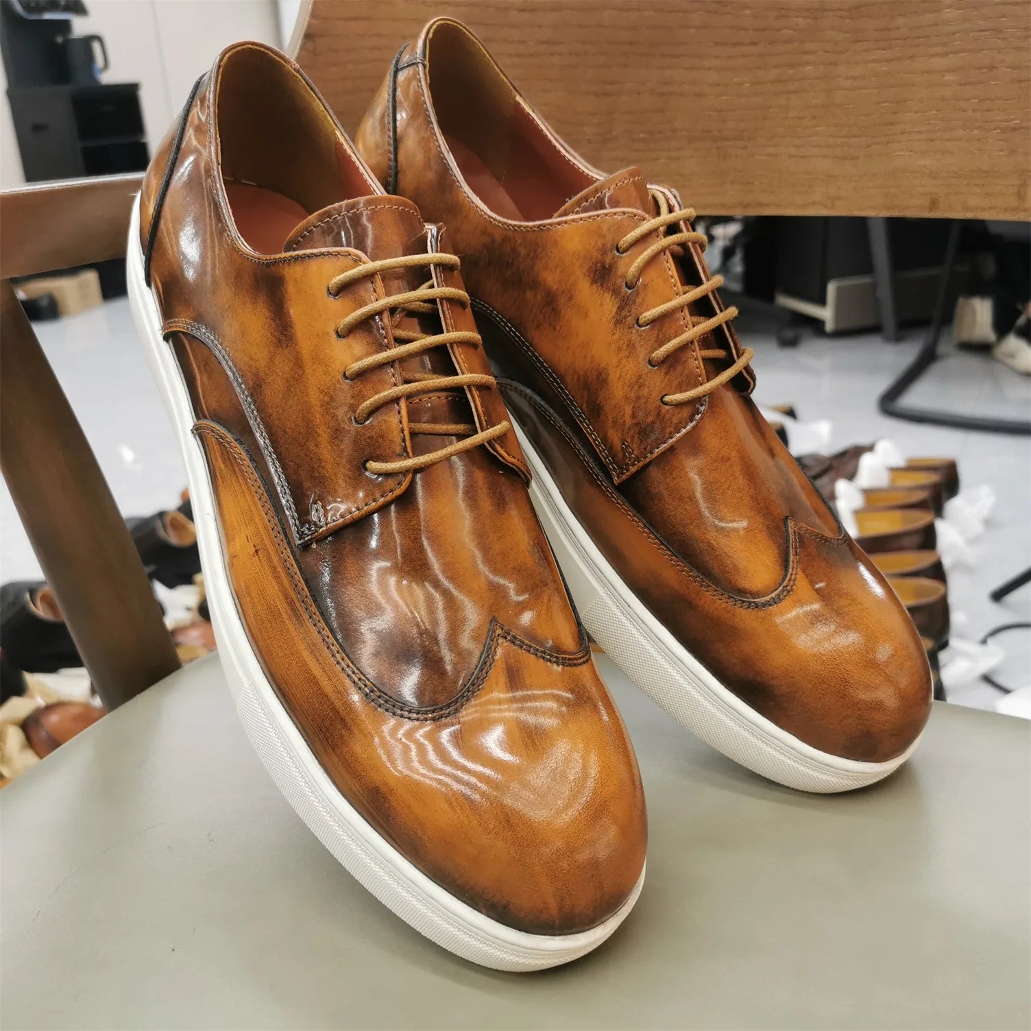 Brown Retro Cowhide Casual Shoes