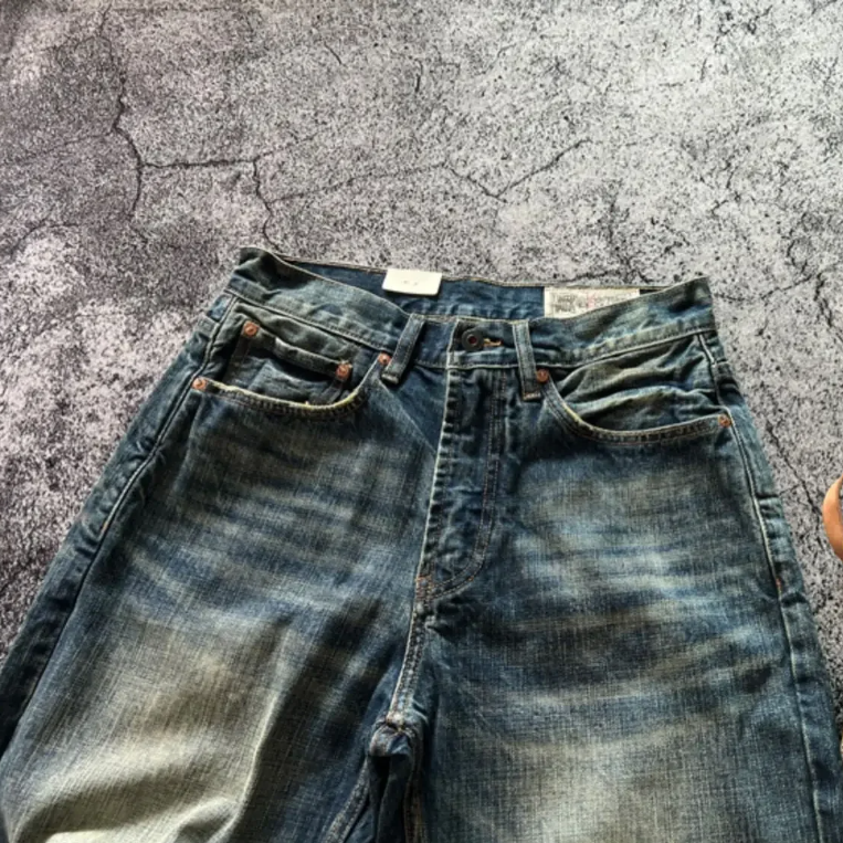 Solid Washed Blue Denim Jeans